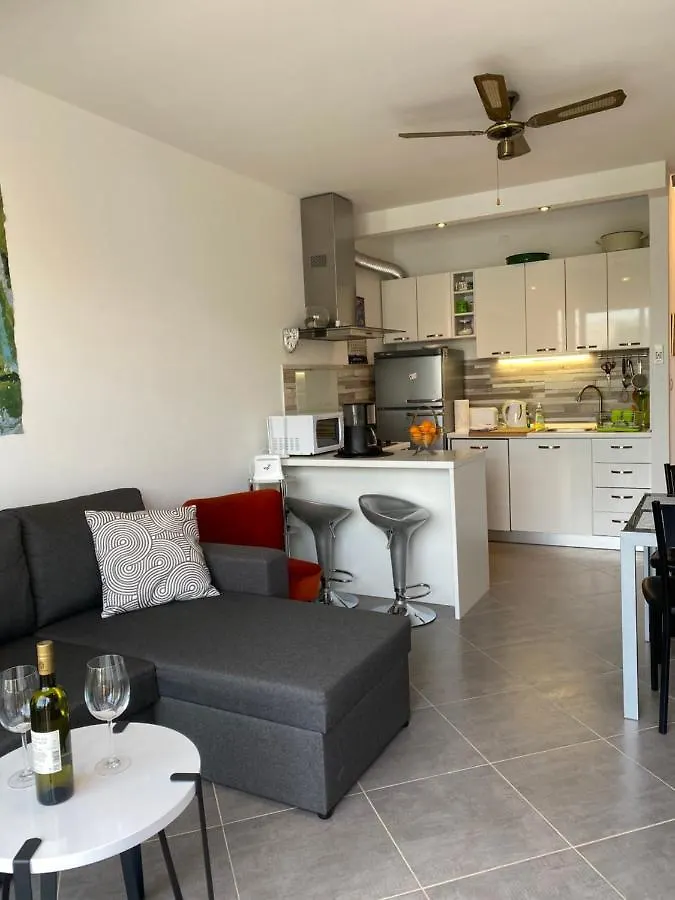 Summer Dream Directly At The Sea Trogir 0*,